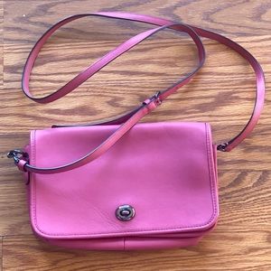 Pink Coach turn key crossbody purse